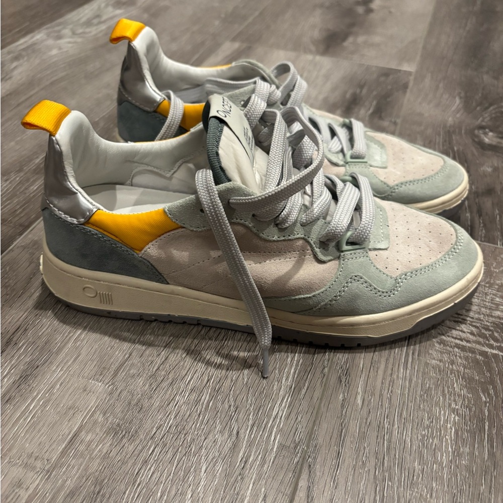 ONCEPT Gray and Green Sneakers